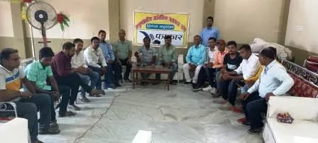 हिलसा अनुमण्डलीय आंचलिक पत्रकार संघ की मासिक बैठक में कई मुद्दों पर हुई गहन चर्चा 1 Several issues were discussed in depth in the monthly meeting of Hilsa Sub Divisional Zonal Journalists Association 2