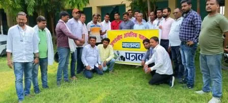 हरनौत में अनुमंडलीय आंचलिक पत्रकार संघ की बैठक में संगठन की मजबूती पर चर्चा 1 Discussion on the strength of the organization in the meeting of Sub Divisional Zonal Journalists Association in Harnaut 1