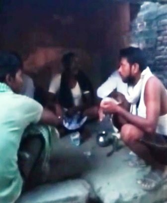 Questions raised on the strictness of the police watch the video viral while drinking and selling 3