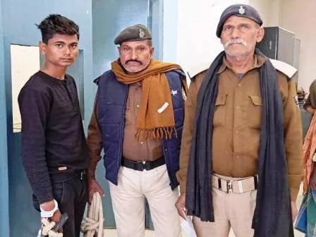 पुलिस का खुलासाः दोस्त ने फोन कर बुलाया और 15-20 लोगों ने पीट-पीटकर मार डाला 3 Police disclosure friend called and 15 20 people beat him to death