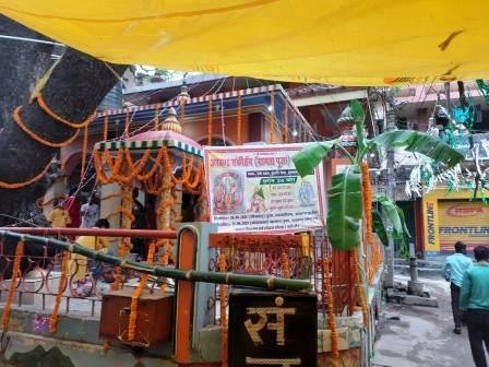 Akhand Kirtan organized along with Kalash Yatra in the ancient Devi Sthan Temple 1