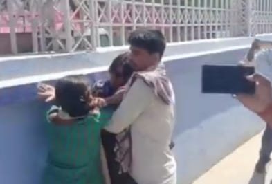 Two wives started snatching husband in Bihar Sharif Sadar hospital premises 1