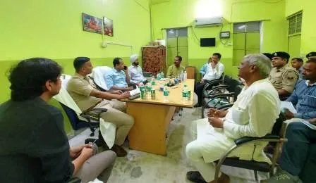 नालंदा डीएम-एसपी ने लंगोट मेला को लेकर अखाड़ा प्रबंधन समिति के साथ की बैठक, नहीं निकालेगा कोई जुलूस 1 Nalanda DM SP holds meeting with Akhara Management Committee regarding Nappy Fair will not take out any procession