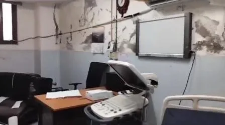 रणक्षेत्र में तब्दील हुआ पावापुरी मेडिकल कॉलेज, मेडिकल छात्र और टेक्नीशियन के बीच मारपीट के बाद ओपीडी सेवा बंद 2 Pawapuri Medical College turned into battlefield OPD service stopped after fight between medical student and technician 3