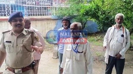 झोला छाप डाक्टर ने 55 वर्षीय व्यक्ति को पीट-पीटकर मार डाला ! 1 A quack doctor beats a 55 year old man to death