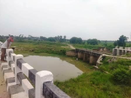 Even in Bhado Munshi Pan of Sakri River is thirsty farmers are gazing towards the sky. 1