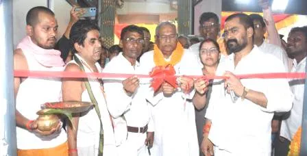 ज्ञान का खजाना होता है लाइब्रेरी : हरिनारायण सिंह 1 Library is a treasure of knowledge Harinarayan Singh 1