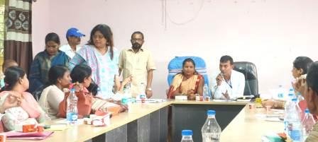 Panchayat Samiti meeting was noisy in Karayaparsurai heated debate took place on many issues 2