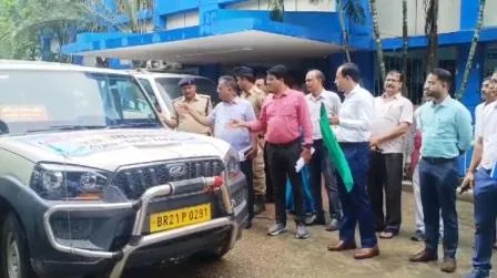 डीएम ने एनीमिया मुक्त नालंदा को दिखाई हरी झंडी, 2 माह तक चलेगा यह अभियान 1 डीएम ने एनीमिया मुक्त नालंदा को दिखाई हरी झंडी 2 माह तक चलेगा यह अभियान