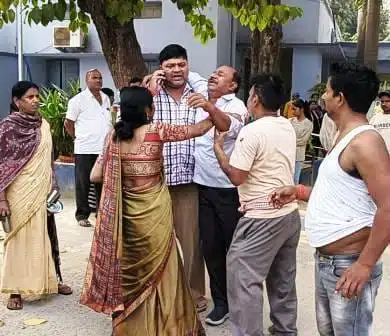 छठ पूजा में गाँव आए एयर फोर्स जवान की गला रेतकर निर्मम हत्या 2 Air Force soldier who came to village for Chhath Puja brutally murdered by slitting his throat 1