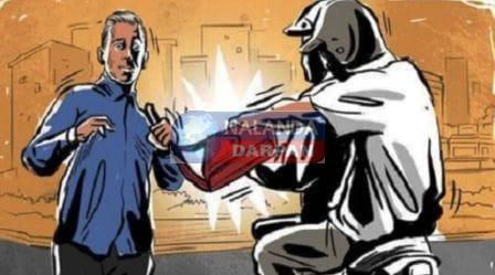 रिटायर्ड पशु चिकित्सक से पेंशन के चार लाख रुपए छीनकर बाइकर्स हुए फरार