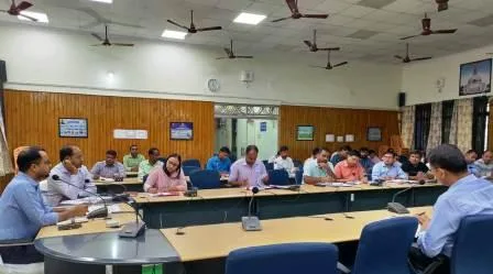 डीडीसी ने लोहिया स्वच्छ बिहार अभियान द्वितीय चरण की प्रगति समीक्षा बैठक में दिए कई अहम निर्देश 1 DDC gave many important instructions in the progress review meeting of Lohia Swachh Bihar Abhiyan