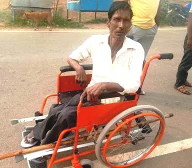 दिव्यांगों के बीच ट्राई साईकिल का वितरण, हितग्राहियों ने जताया नाराजगी 1 Distribution of tricycles among the disabled beneficiaries expressed displeasure