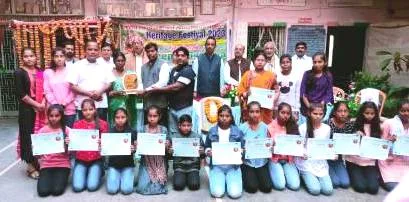 हेरिटेज फेस्टिवल में उत्कृष्ट प्रदर्शन कर लौटे युवाओं का हुआ भव्य सम्मान 1 The youth who returned with excellent performance in the Heritage Festival were honored with a grand honour.1