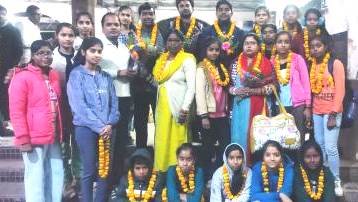 The youth who returned with excellent performance in the Heritage Festival were honored with a grand honour