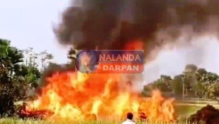 अचानक खलिहान में लगी आग में 12 बीघा खेत की फसल राख 5 12 bigha crop destroyed in sudden fire in barn