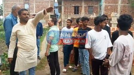 गरीबों की जमीन पर कब्जा करता फिरता है बिहारशरीफ डिप्टी मेयर का बेटा दानिश मल्लिक 1 Danish Mallik son of Deputy Mayor roams around encroaching on the land of the poor