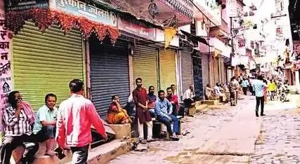 व्यवसायी हत्याकांड के विरोध में हरनौत बाजार अनिश्चितकालीन बंद 3 Harnaut market closed indefinitely in protest against businessman murder 2
