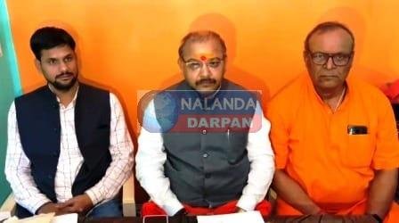 किसान कॉलेज के प्रोफेसर संग अभद्र व्यवहार के लिए माफी मांगे मंत्री श्रवण कुमार : छोटे मुखिया 1 Minister Shravan Kumar should apologize for his indecent behavior with the professor of Kisan College Chhote Mukhiya