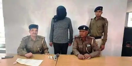 इस्लामपुर थानेदार ने जान पर खेलकर कुख्यात अपराधी मनीष पाण्डेय को दबोचा 8 Notorious criminal Manish Pandey caught firing on police cartridges recovered