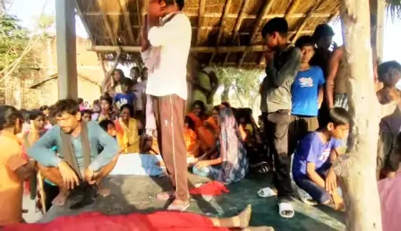 होली खेलकर तालाब में नहाने गई दो बच्ची की पानी में डूबने से मौत 1 Two girls who went to take bath in the pond after playing Holi died due to drowning in water