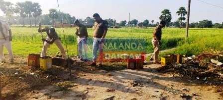 बिजली चोरी करते दर्जन भर धराए, पुलिस ने किया शराब भठ्ठी ध्वस्त 8 शराब भठ्ठी नालंदा