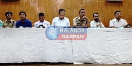 डीएम और एसपी ने ईद-चिराग़ा को लेकर बताई कड़ी तैयारी, सतर्क रहें 1 DM and SP made strict preparations for Eid Chiraga be alert