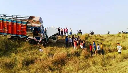 बिहटा-सरमेरा एसएच 78 पर भयानक हादसा, स्कार्पियो चालक की मौत 1 Horrible accident on Bihta Sarmera SH 78 Scorpio driver died