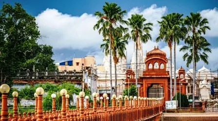 भगवान महावीर का महापरिनिर्वाण स्थल पावापुरी जल मंदिर, जहां दिया था अंतिम उपदेश 1 Pawapuri Water Temple the place of Mahaparinirvana of Lord Mahavir where he gave his last sermon 4