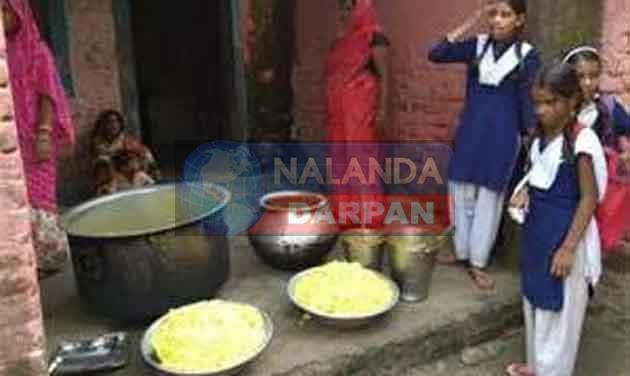 मध्याहन भोजन में गड़बड़ी को लेकर 26 एचएम का नपना तय मध्याहन भोजन में गड़बड़ी को लेकर 26 एचएम का नपना तय