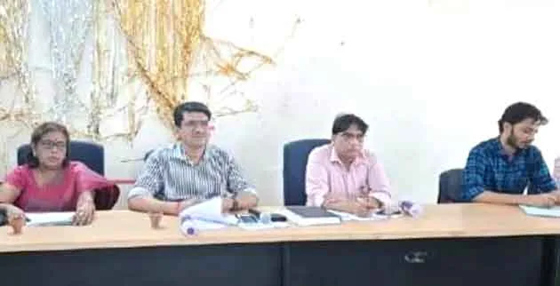 नालंदा सीएस की बड़ी कार्रवाई, 4 बीसीएम को शोकॉज, वेतन बंद 10 Big action by Nalanda CS show cause notice to 4 BCMs salary stopped