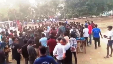 Drug addict ward member held female vaccination workers hostage arrested