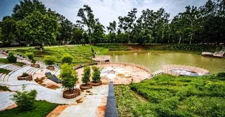 राजगीर वेणुवन विहार की झुरमुट में मुस्कुराए भगवान बुद्ध 21 Lord Buddha smiled from a clump of bamboo in Rajgir Venuvan Vihar