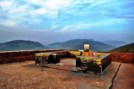 Rajgir gridhakut hill (2)