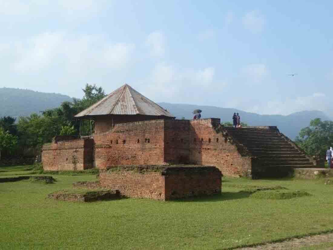 Maniyar Math Rajgir Maniyar Monastery (2)