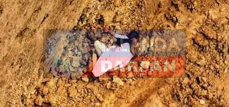 Murder: पइन में यूं फेंका मिला अज्ञात गर्भवती का शव, जांच में जुटी पुलिस 8 Murder Body of an unknown pregnant woman found thrown in a drain police investigating