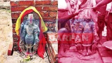 Two groups clashed over Lord Vishnu who appeared during excavation in Hilsa town