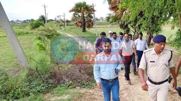 नालंदा DM ने राजगीर इंटरनेशनल एयरपोर्ट निर्माण स्थल का निरीक्षण किया नालंदा DM ने राजगीर इंटरनेशनल एयरपोर्ट निर्माण स्थल का निरीक्षण किया