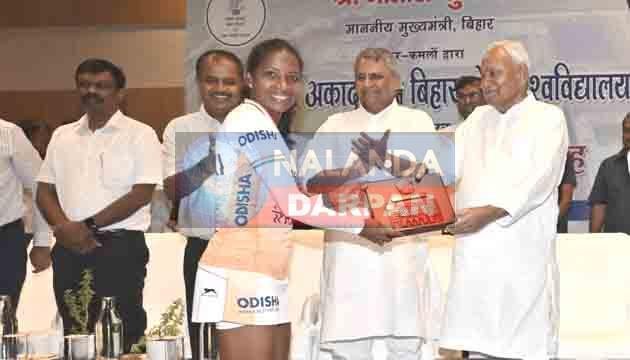 Bihar Sports Academy: विधायक श्रेयसी सिंह समेत राष्ट्रीय-अंतर्राष्ट्रीय स्तर खिलाड़ियों को सीएम ने दी बड़ी सम्मान राशि 1 Bihar Sports Academy CM gave huge honorarium to national international level players including MLA Shreyasi Singh