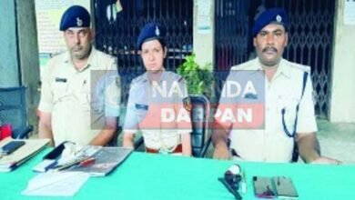 Making reels with country made pistol proved costly for 2 minors they reached Lal Kothi