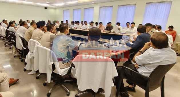 महिला एशियन हॉकी चैंपियन ट्रॉफी-2024 को लेकर डीएम और एसपी ने की बैठक