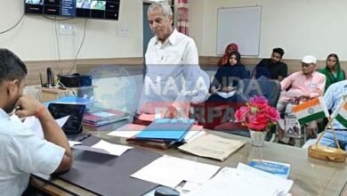 Hilsa SDO resolved the problems of 16 people in the daily public court