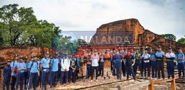 एनसीसी कैडेटों का विश्वशांति स्तूप से नालंदा विश्वविद्यालय तक ऐतिहासिक परिभ्रमण 6 Historical tour of NCC cadets from Vishwashanti Stupa to Nalanda University