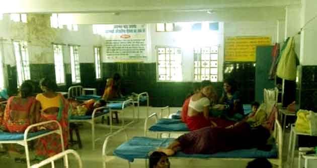 Negligence of hospitals in Hilsa subdivision: 6 doctors and 8 health workers found missing