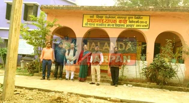 निरीक्षण के दौरान थरथरी के स्कूलों की स्थिति पर जताई चिंता During inspection, concern was expressed over the condition of Tharthari schools