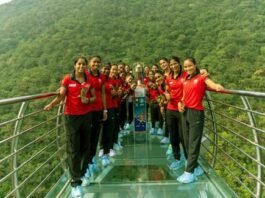 India hockey team enjoyed Rajgir Glass Bridge