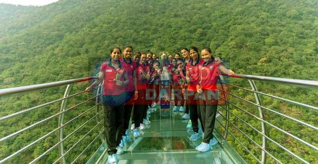 इंडिया हॉकी टीम ने राजगीर ग्लास ब्रिज का लुत्फ उठाया