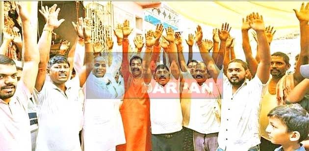 हिलसा JDU विधायक के ‘बेतुके बयान’ पर व्यापारियों में उबाल, योगीपुर में विरोध प्रदर्शन