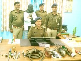 Karaipersurai police exposed a mini gun factory and arrested the accused