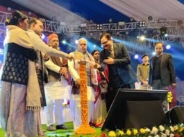 Rajgir Festival Minister inaugurated the program by lighting the lamp